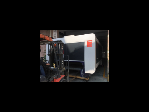 穩(wěn)壓器能不關(guān)機(jī)長(zhǎng)期工作嗎?會(huì)不會(huì)縮短壽命